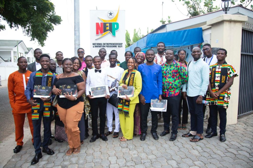 Winners of the 5th Edition of the Presidential Pitch applaud prez. Akufo-Addo for the opportunity