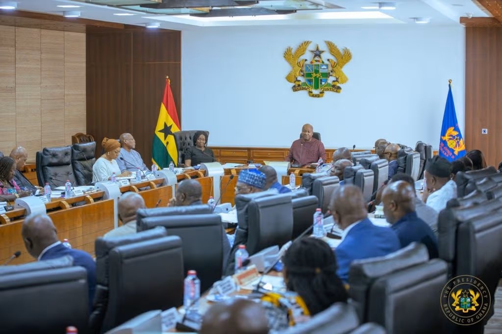 Government Orders Ministers to Halt Policy Announcements Without Cabinet Approval